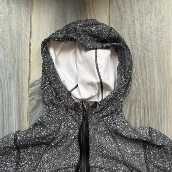 Lululemon Hooded Define Jacket Size 4 - Picture 2 of 7